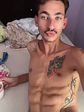 Snapshot of GuioficialBr chatting on March 2026 01:37:01 PM GuioficialBr online show from March 2026 01:37:01 PM