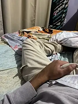 Snapshot of GuioficialBr chatting on April 2026 05:41:01 AM GuioficialBr online show from April 2026 05:41:01 AM