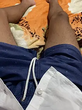 Snapshot of GuioficialBr chatting on April 2026 04:45:01 AM GuioficialBr online show from April 2026 04:45:01 AM