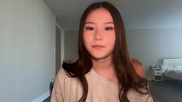 luvvivii online show from July 2026 12:41:01 PM