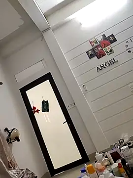 Snapshot of thobaby99 chatting on April 2026 01:19:02 AM thobaby99 online show from April 2026 01:19:02 AM