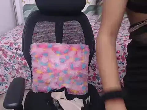 bold-smirthii online show from February 2026 06:11:02 AM