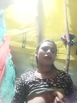 Snapshot of Cuty_priti chatting on January 2026 04:23:02 PM Cuty priti online show from January 2026 04:23:02 PM