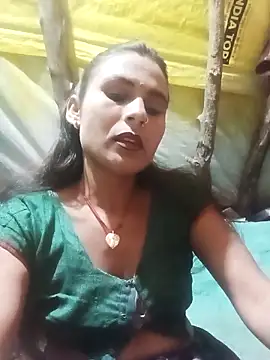 Snapshot of Cuty_priti chatting on April 2026 04:49:01 PM Cuty priti online show from April 2026 04:49:01 PM