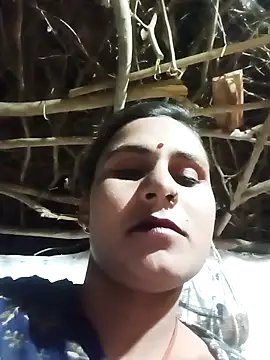 Snapshot of Cuty_priti chatting on April 2026 05:39:02 PM Cuty priti online show from April 2026 05:39:02 PM