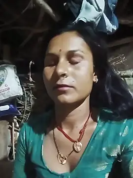 Snapshot of Cuty_priti chatting on May 2026 07:42:02 PM Cuty priti online show from May 2026 07:42:02 PM