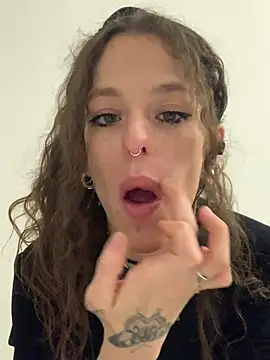 4lien online show from April 2026 01:58:01 AM