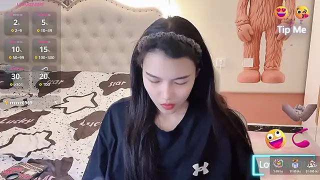 Snapshot of zhnmjx2025 chatting on April 2026 03:17:02 PM zhnmjx2025 online show from April 2026 03:17:02 PM