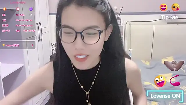 Snapshot of zhnmjx2025 chatting on April 2026 12:12:01 PM zhnmjx2025 online show from April 2026 12:12:01 PM