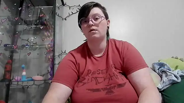 Snapshot of Pupghostt chatting on February 2026 06:12:02 PM Pupghostt online show from February 2026 06:12:02 PM