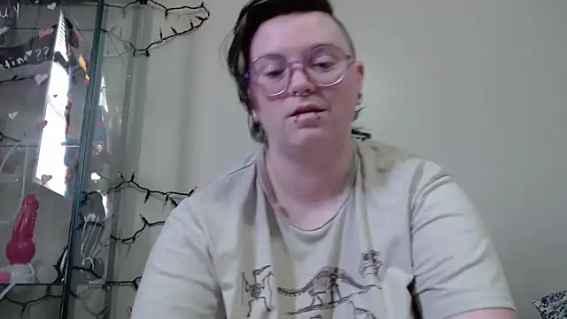 Snapshot of Pupghostt chatting on April 2026 01:20:02 PM Pupghostt online show from April 2026 01:20:02 PM