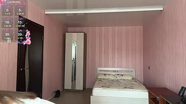 Snapshot of NeidaGowing chatting on March 2026 07:46:02 AM NeidaGowing online show from March 2026 07:46:02 AM