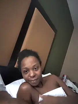 Snapshot of BlackFantasy18 chatting on January 2026 08:07:02 AM BlackFantasy18 online show from January 2026 08:07:02 AM