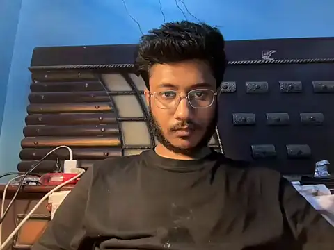 Snapshot of Sexy__Nerd chatting on May 2026 03:50:02 PM Sexy Nerd online show from May 2026 03:50:02 PM