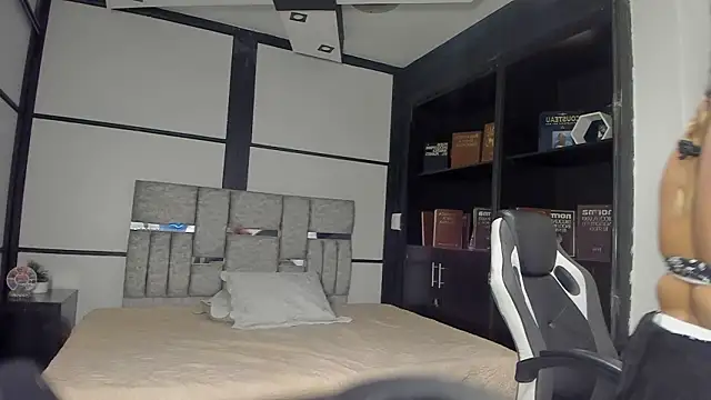 AmbarBrownn  online show from March 2026 08:15:01 PM