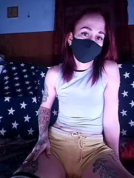 Snapshot of Lunara_Noir chatting on December 2025 10:18:02 PM Lunara Noir online show from December 2025 10:18:02 PM