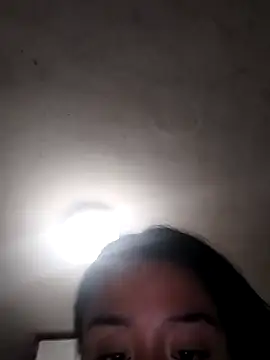 Snapshot of vanNe78 chatting on March 2026 05:52:01 PM vanNe78 online show from March 2026 05:52:01 PM