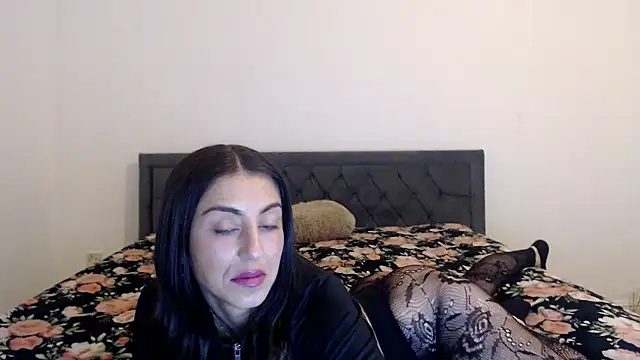 Stella John online show from September 2025 05:19:02 AM