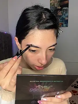 junorise23 online show from February 2026 03:35:02 AM