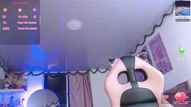 Snapshot of violett_brown9 chatting on April 2026 04:07:01 AM violett brown9 online show from April 2026 04:07:01 AM