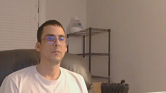 Snapshot of SissyJosh chatting on May 2026 01:35:01 AM SissyJosh online show from May 2026 01:35:01 AM