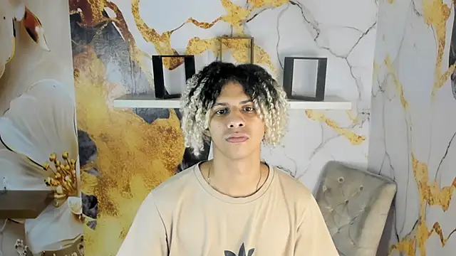 Snapshot of Victor_LatinBoy chatting on February 2026 03:21:01 AM Victor LatinBoy online show from February 2026 03:21:01 AM