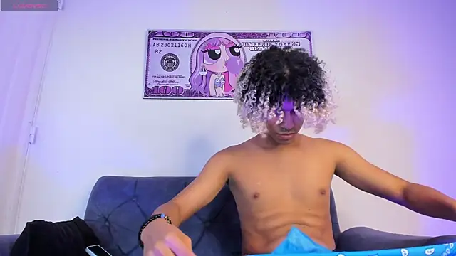 Victor LatinBoy online show from April 2026 11:31:02 AM