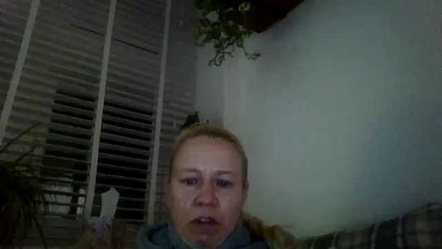 jennyblondeuk online show from February 2026 10:50:01 PM