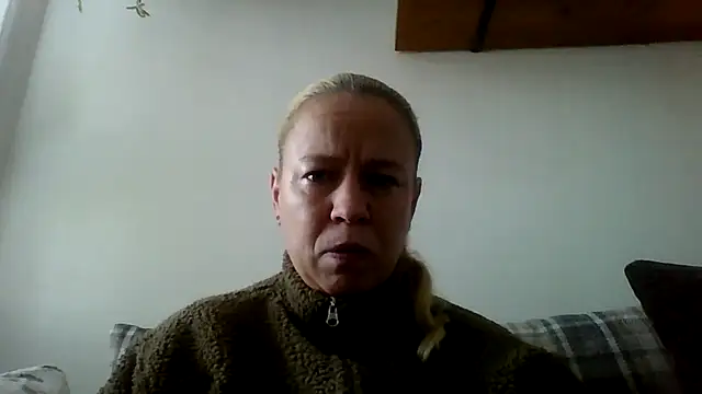 jennyblondeuk online show from February 2026 03:32:01 PM