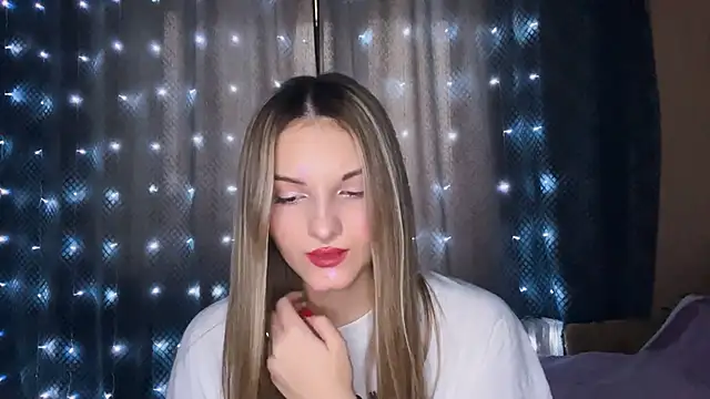 EmllyLighty online show from January 2026 08:29:02 AM