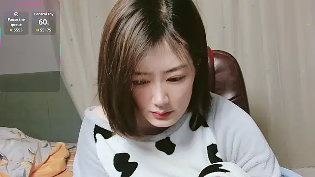 lucynan online show from February 2026 08:07:01 AM