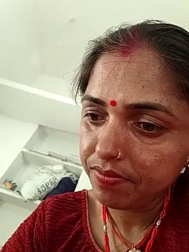Snapshot of Mahima_rani34 chatting on May 2026 12:02:01 PM Mahima rani34 online show from May 2026 12:02:01 PM