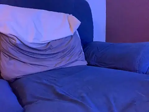 Snapshot of CokeinFr chatting on April 2026 08:12:02 AM CokeinFr online show from April 2026 08:12:02 AM