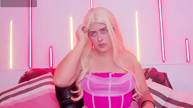 Annycolsonnn online show from December 2025 12:57:02 PM