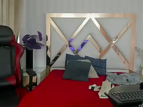 ThomasThund online show from January 2026 01:27:01 PM