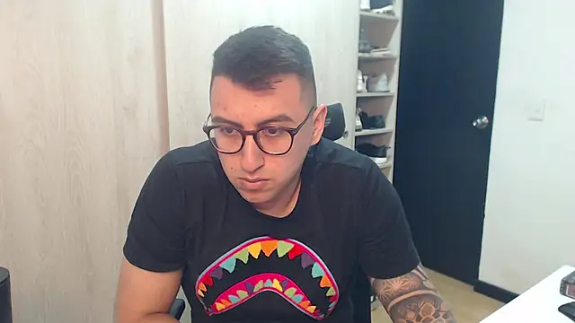 Snapshot of DanteVesper chatting on March 2026 10:15:02 PM DanteVesper online show from March 2026 10:15:02 PM