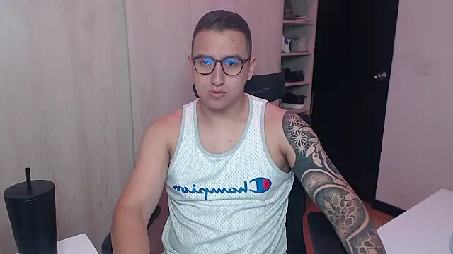 Snapshot of DanteVesper chatting on March 2026 12:16:01 AM DanteVesper online show from March 2026 12:16:01 AM