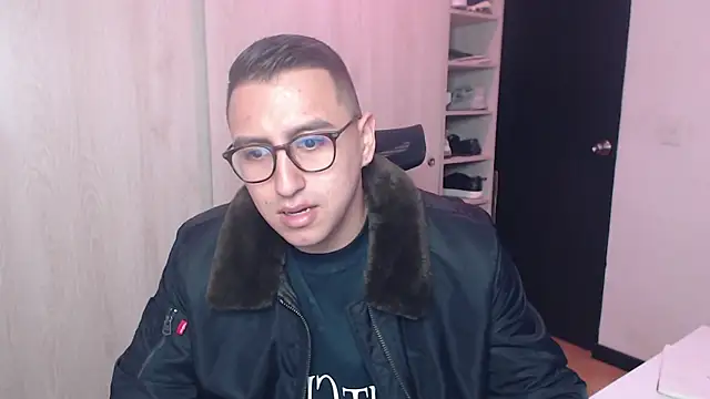 Snapshot of DanteVesper chatting on March 2026 03:06:02 AM DanteVesper online show from March 2026 03:06:02 AM