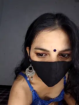 Snapshot of miss_siya_00 chatting on April 2026 03:49:02 PM miss siya 00 online show from April 2026 03:49:02 PM