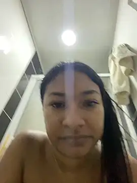 arianax20 online show from December 2025 02:46:02 PM