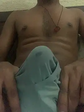 Snapshot of Rahulkumaro1 chatting on April 2026 03:04:02 PM Rahulkumaro1 online show from April 2026 03:04:02 PM