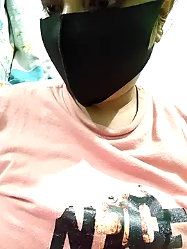 Snapshot of suman_bhabhi001 chatting on March 2026 10:37:01 AM suman bhabhi001 online show from March 2026 10:37:01 AM