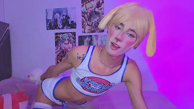 Kitsuneplay  online show from April 2026 06:38:01 PM