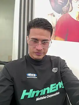 Snapshot of Latin_Paisa_Boy chatting on July 2026 09:06:02 PM Latin Paisa Boy online show from July 2026 09:06:02 PM