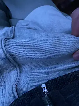 Snapshot of LittleGuy_2007 chatting on March 2026 09:54:01 PM LittleGuy 2007 online show from March 2026 09:54:01 PM