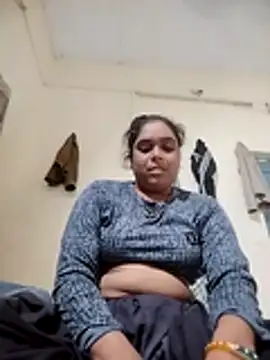 Snapshot of Anjli_hot44A chatting on July 2026 05:15:02 PM Anjli hot44A online show from July 2026 05:15:02 PM