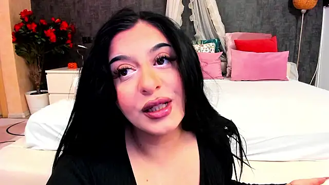 NayaNoirX online show from February 2026 07:19:02 PM