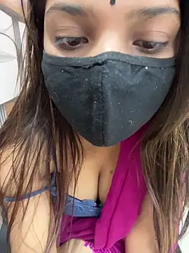 Snapshot of Luxuryalexa986 chatting on April 2026 07:02:01 AM Luxuryalexa986 online show from April 2026 07:02:01 AM