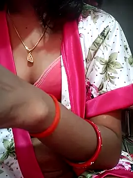 Snapshot of Puja_1230 chatting on April 2026 11:00:01 AM Puja 1230 online show from April 2026 11:00:01 AM