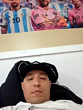 HoofedCylinder online show from March 2026 05:00:01 AM